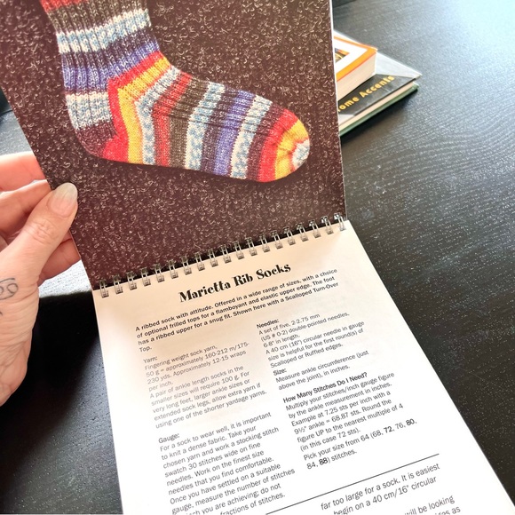 Y2K Cool Socks Warm Feet Pattern and How To Crochet Knit Book - Picture 10 of 11
